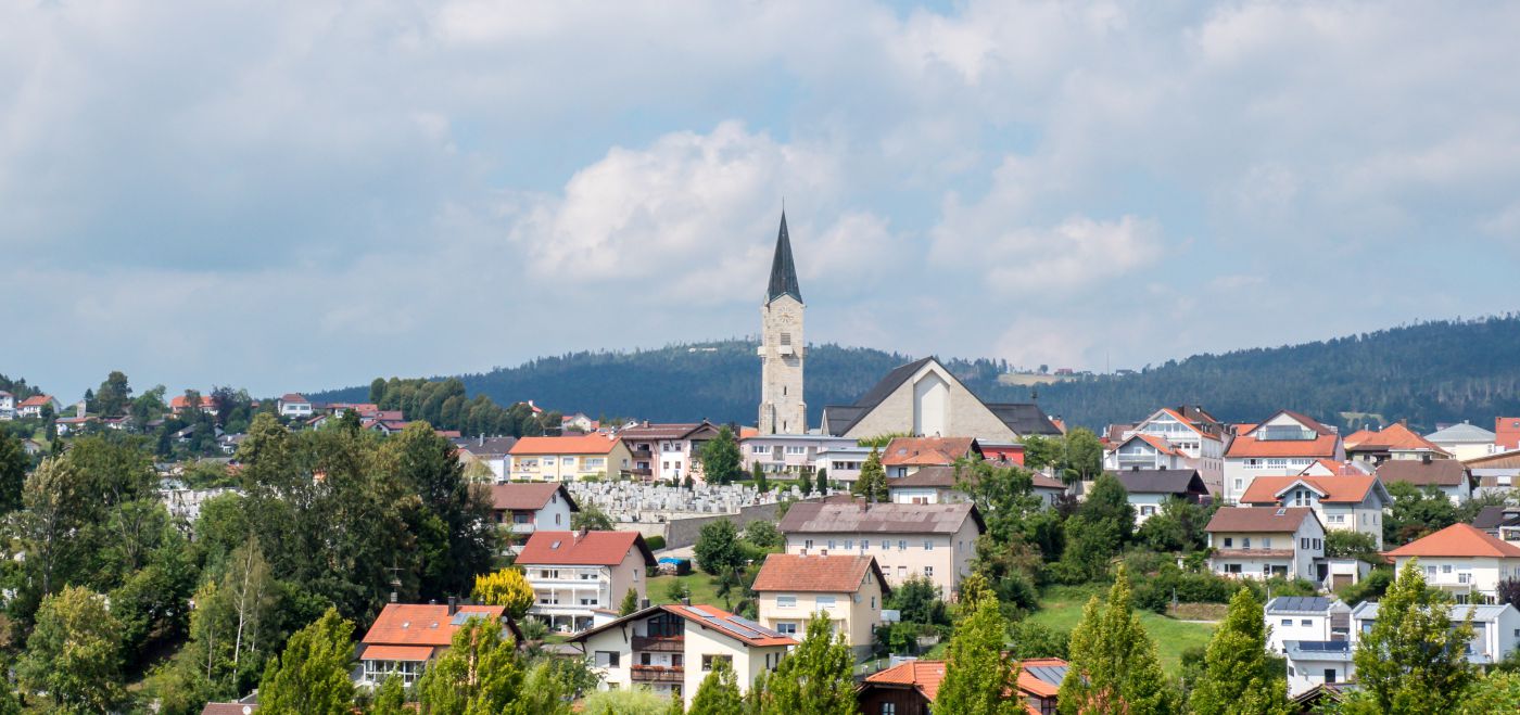Blick auf die Stadt Hauzenberg im bayerischen Wald